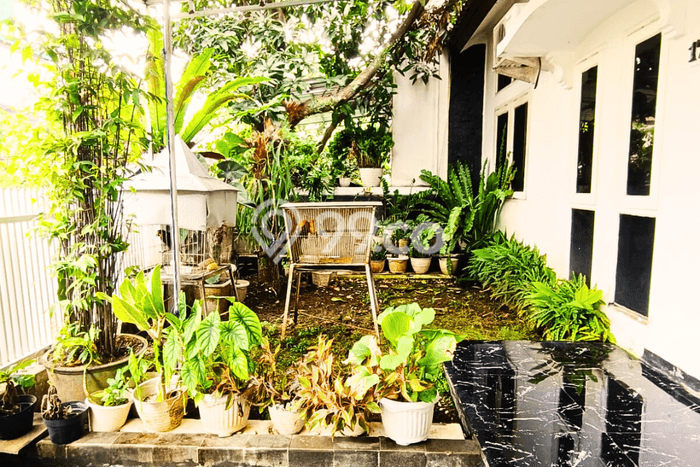For Sale Rumah 5 Kamar Lokasi Strategis Nyaman dan Strategis di Antapani For Sale Rumah 5 Kamar Lokasi Strategis Nyaman dan Strategis di Antapani