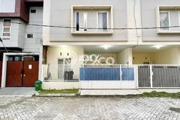 Rumah Kost Dijual di Lowokwaru, Malang dengan 9 Kamar Tidur, 5 Kamar Mandi Rumah Kost Dijual di Lowokwaru, Malang dengan 9 Kamar Tidur, 5 Kamar Mandi