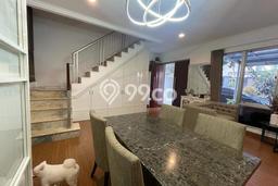 Jual Rumah Mewah Elegan Dengan View Eksklusif di Pantai Indah Kapuk, Jakarta Utara Jual Rumah Mewah Elegan Dengan View Eksklusif di Pantai Indah Kapuk, Jakarta Utara