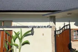 EXCLUSIVE HOME! Rumah di , 3 KT, Design Modern, LT 225m2m² Bangunan 160m2m² EXCLUSIVE HOME! Rumah di , 3 KT, Design Modern, LT 225m2m² Bangunan 160m2m²