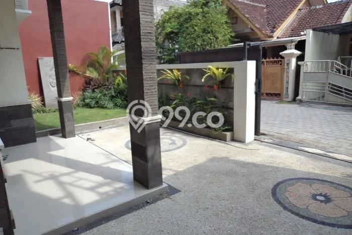 Disewakan Rumah Harga Terjangkau di Kerobokan Kelod Badung Punya 3 KT Disewakan Rumah Harga Terjangkau di Kerobokan Kelod Badung Punya 3 KT
