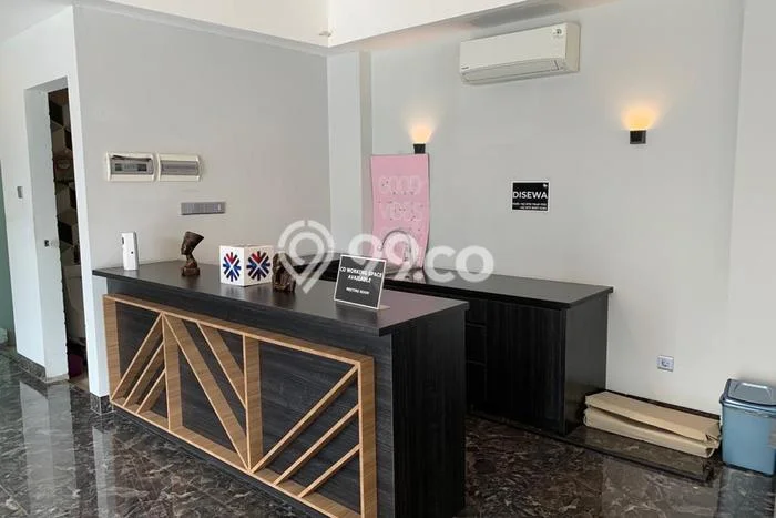 Unit Komersial Dijual di Jakarta Utara LT 412m2 & LB 650m2 Unit Komersial Dijual di Jakarta Utara LT 412m2 & LB 650m2