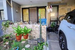 Rumah Elit Modern Tanpa Renovasi di Daan Mogot Jakarta Barat Rumah Elit Modern Tanpa Renovasi di Daan Mogot Jakarta Barat
