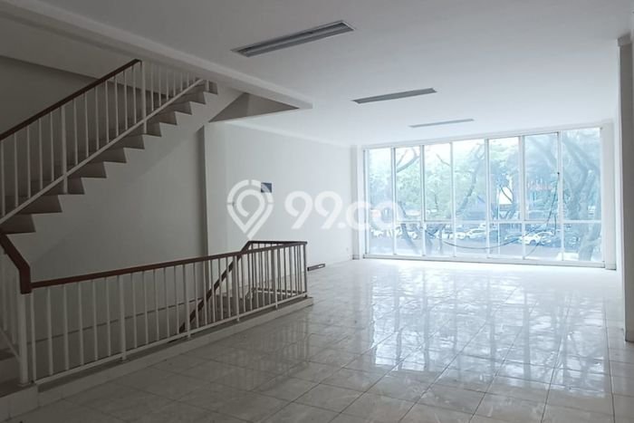 Ruko Strategis Kawasan , Luas 324m2m², Posisi Jalan Utama Ruko Strategis Kawasan , Luas 324m2m², Posisi Jalan Utama