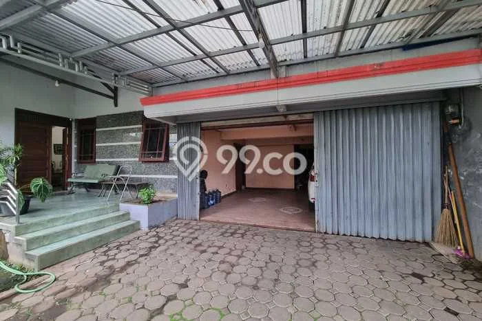 Siap Huni Hunian Elit 8 Kamar di Kiaracondong Dekat ke Mana Saja Siap Huni Hunian Elit 8 Kamar di Kiaracondong Dekat ke Mana Saja