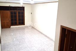 Rumah Minimalis 4 Kamar LT 162m2 di Harapan Indah Rumah Minimalis 4 Kamar LT 162m2 di Harapan Indah