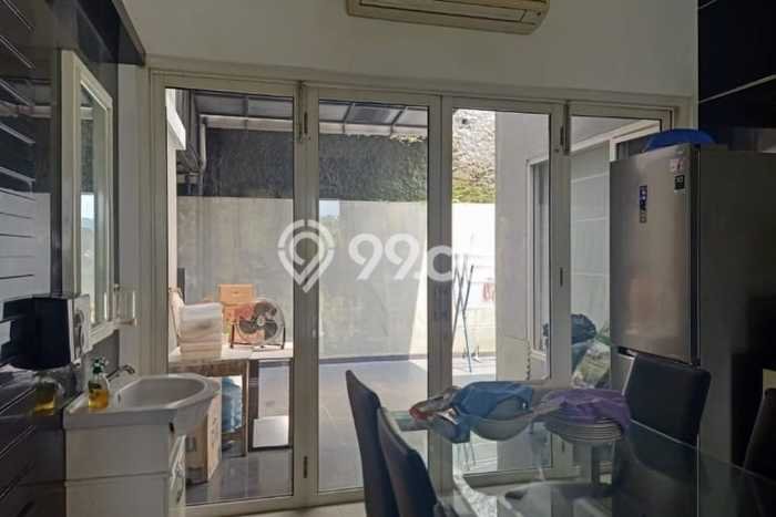 Dijual Rumah Luas Elegan Dengan View Cantik di Candi Golf, Semarang Dijual Rumah Luas Elegan Dengan View Cantik di Candi Golf, Semarang