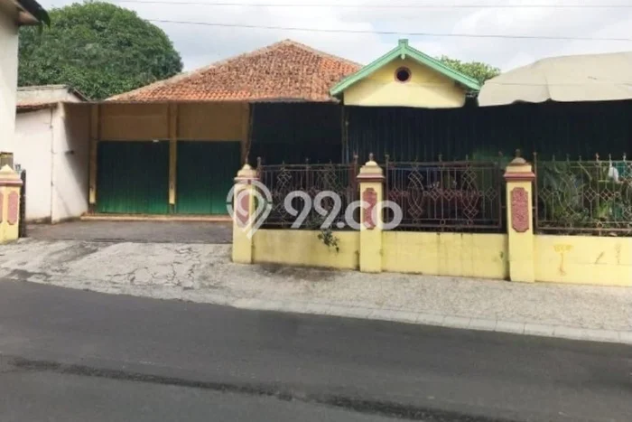 Rumah Luxury Modern Tanpa Renovasi di Ketileng Semarang Rumah Luxury Modern Tanpa Renovasi di Ketileng Semarang