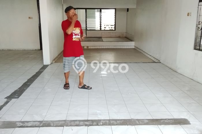 Unit Komersial Dijual di Semarang LT 150m2 & LB 120m2 Unit Komersial Dijual di Semarang LT 150m2 & LB 120m2