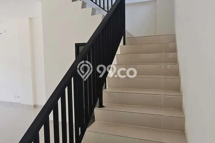 POTENSI BESAR! Ruko di BSB City, Luas 85m², Area Komersial POTENSI BESAR! Ruko di BSB City, Luas 85m², Area Komersial