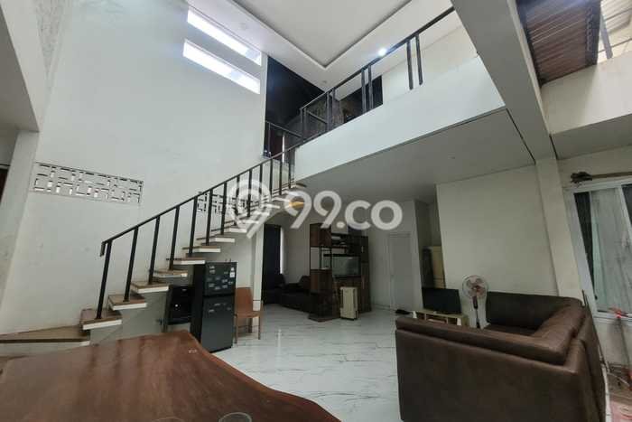 Rumah Luas Asri 4 KT Siap Huni di Kalicari Semarang Rumah Luas Asri 4 KT Siap Huni di Kalicari Semarang