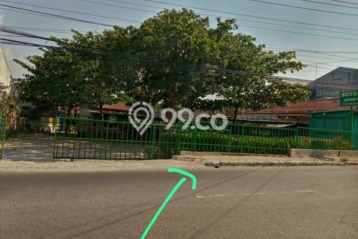 Unit Komersial Dijual di Ungaran Semarang Luas Tanah 2100m2, Luas Bangunan 300m2 Unit Komersial Dijual di Ungaran Semarang Luas Tanah 2100m2, Luas Bangunan 300m2