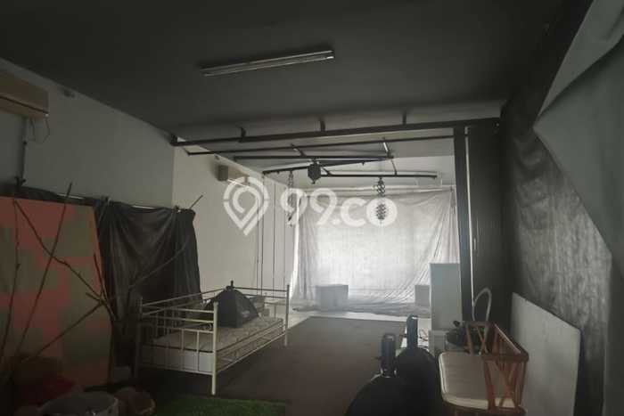 Ruko Disewakan di Semarang Utara, Luas 85m², Area Strategis, Lokasi Bagus Ruko Disewakan di Semarang Utara, Luas 85m², Area Strategis, Lokasi Bagus