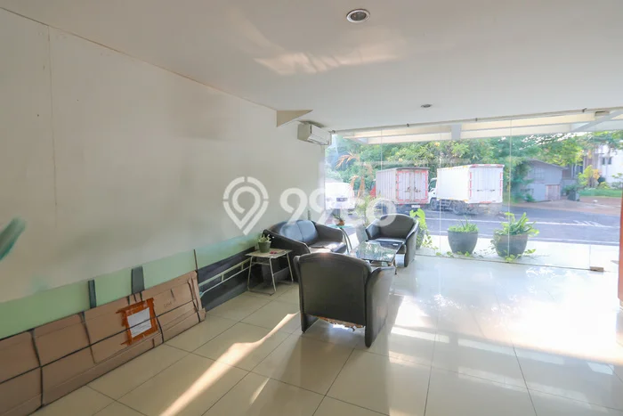 Pabrik Lokasi Premium di Cakung, Luas 1181m², Mainroad Pabrik Lokasi Premium di Cakung, Luas 1181m², Mainroad