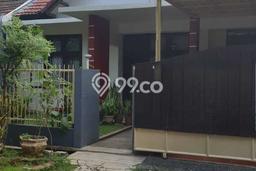 Jual Rumah Eksklusif 4 KT di Villa Melati Mas, Tangerang Selatan Jual Rumah Eksklusif 4 KT di Villa Melati Mas, Tangerang Selatan