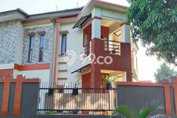 Hunian Elit LB 200m2 Siap Pakai Desain Elegan di BSD Kencana Loka, Tangerang Hunian Elit LB 200m2 Siap Pakai Desain Elegan di BSD Kencana Loka, Tangerang