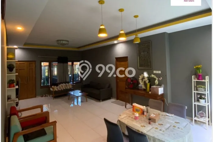 Dijual Cepat Rumah Favorit Siap Huni LB 310m2 di Ciledug, Tangerang Dijual Cepat Rumah Favorit Siap Huni LB 310m2 di Ciledug, Tangerang