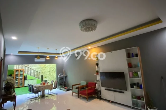Dijual Cepat Rumah Favorit Siap Huni LB 310m2 di Ciledug, Tangerang Dijual Cepat Rumah Favorit Siap Huni LB 310m2 di Ciledug, Tangerang