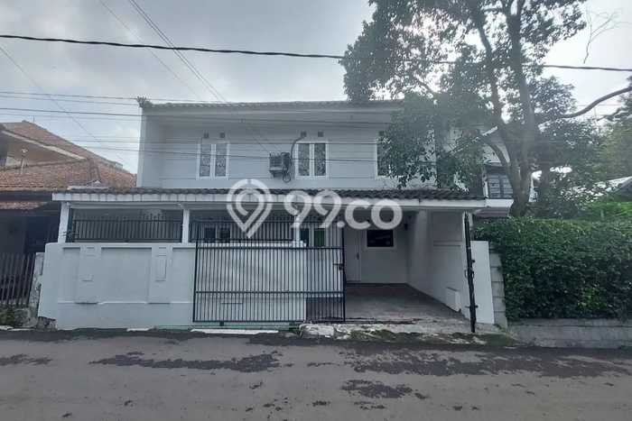 Rumah Strategis Minimalis Lb 120m2 di Sukajadi, Bandung Rumah Strategis Minimalis Lb 120m2 di Sukajadi, Bandung