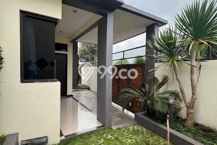 Rumah Elit Modern Tanpa Renovasi di Lembang Bandung Rumah Elit Modern Tanpa Renovasi di Lembang Bandung