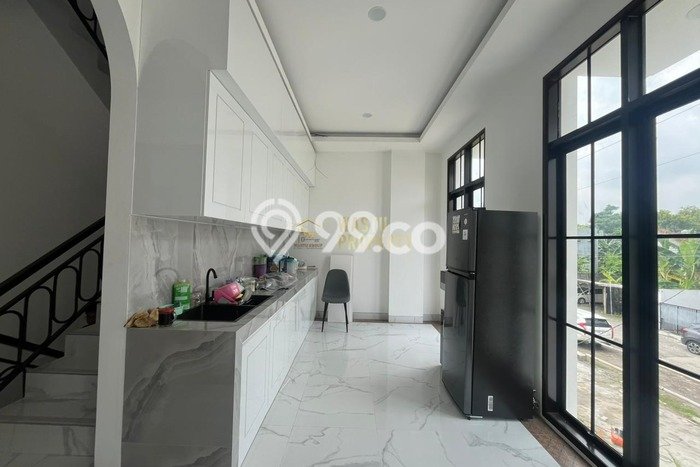 Unit Kost Dijual di Caturtunggal dengan 34 Kamar Area Ramai Unit Kost Dijual di Caturtunggal dengan 34 Kamar Area Ramai