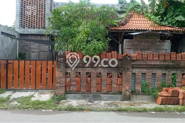 For Sale Rumah 3 Kamar Lokasi Strategis Nyaman dan Strategis di Umbulharjo For Sale Rumah 3 Kamar Lokasi Strategis Nyaman dan Strategis di Umbulharjo