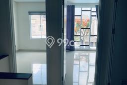 Rumah sewa siap huni 4 Kamar Tidur di Green Lake City, Jakarta Barat Rumah sewa siap huni 4 Kamar Tidur di Green Lake City, Jakarta Barat