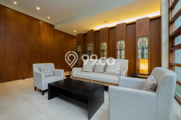 Rumah Kondisi Baik Disewakan di Lippo Karawaci, Tangerang LT 630m2, LB 990m2 Rumah Kondisi Baik Disewakan di Lippo Karawaci, Tangerang LT 630m2, LB 990m2