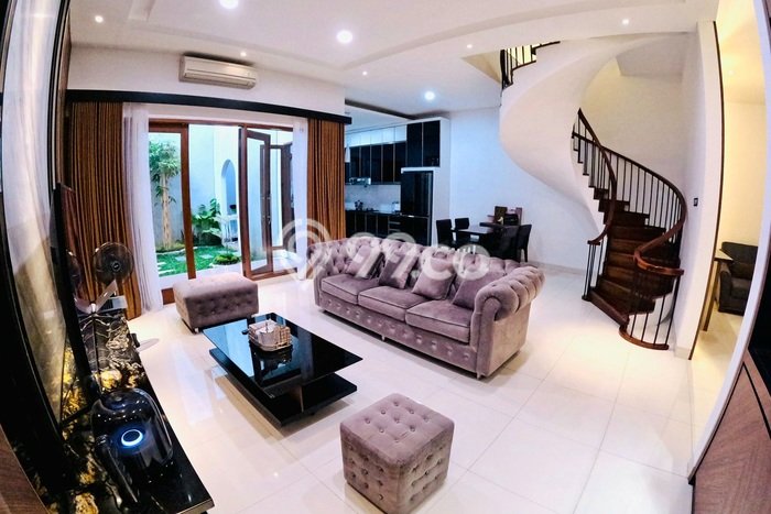 Hunian Elit LB 285m2 Siap Pakai Desain Elegan di Sunter, Jakarta Utara Hunian Elit LB 285m2 Siap Pakai Desain Elegan di Sunter, Jakarta Utara