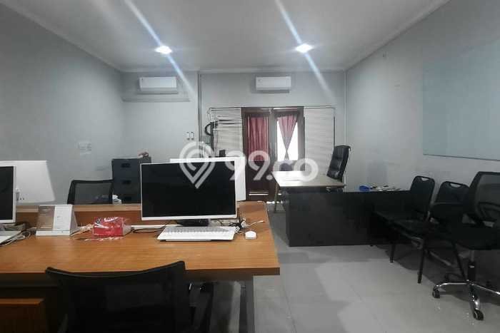 Ruko Strategis di , Luas 80m2m², Area Komersial, Ramai Ruko Strategis di , Luas 80m2m², Area Komersial, Ramai