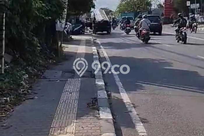 Jarang Ada! Tanah di Denpasar Utara Punya Luas 550m2 SHM Jarang Ada! Tanah di Denpasar Utara Punya Luas 550m2 SHM