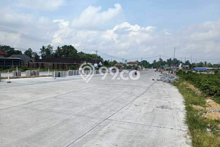 Lahan Dijual Lokasi Strategis di Yogyakarta dengan Luas 142m2 Lahan Dijual Lokasi Strategis di Yogyakarta dengan Luas 142m2