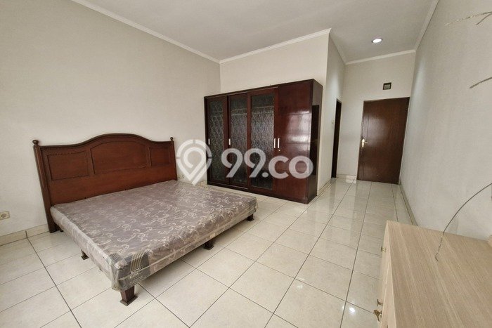 Lokasi strategis! Rumah siap huni dikontrakkan di Batununggal LB 144m2 Lokasi strategis! Rumah siap huni dikontrakkan di Batununggal LB 144m2