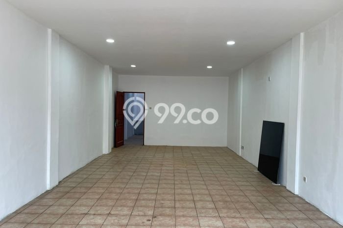 Dijual! Ruko di Grogol Jakarta Barat LT 74m2 / LB 270m2 Kawasan Bisnis Dijual! Ruko di Grogol Jakarta Barat LT 74m2 / LB 270m2 Kawasan Bisnis