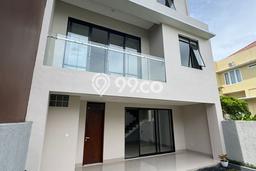 For Sale! Luxury House LT 166m2 Desain Elegan di Sayap Dago For Sale! Luxury House LT 166m2 Desain Elegan di Sayap Dago