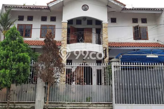 Unit Kost Dijual di Pajajaran dengan 13 Kamar Kawasan Ramai Unit Kost Dijual di Pajajaran dengan 13 Kamar Kawasan Ramai