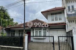 Rumah Elit Modern Tanpa Renovasi di Supratman Bandung Rumah Elit Modern Tanpa Renovasi di Supratman Bandung
