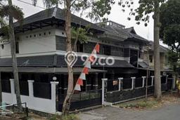 Ready to Use! Premium House LT 398m2 Desain Modern di Pasteur Ready to Use! Premium House LT 398m2 Desain Modern di Pasteur