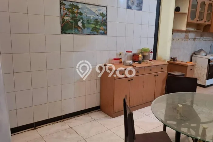 Rumah Bagus kawasan Taman Kota, Jakarta Barat, LT 160m² LB 155m² HARGA MENARIK! Rumah Bagus kawasan Taman Kota, Jakarta Barat, LT 160m² LB 155m² HARGA MENARIK!