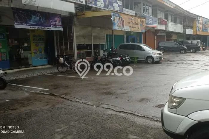 Ruko untuk Disewa di Pusat Jakarta Barat Luas Bangunan 225m2 Ruko untuk Disewa di Pusat Jakarta Barat Luas Bangunan 225m2
