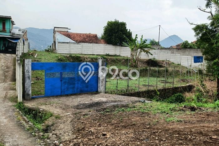 Lahan Strategis di Soreang Bandung Disewakan dengan Luas 2500m2 Lahan Strategis di Soreang Bandung Disewakan dengan Luas 2500m2