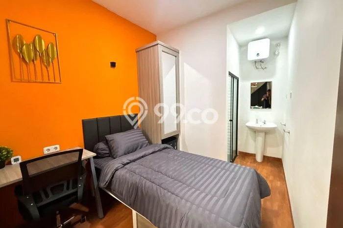 Peluang Investasi! Kost Dijual di Jatinangor, Sumedang, 15 KT, 16 KM, Luas 292m2 Peluang Investasi! Kost Dijual di Jatinangor, Sumedang, 15 KT, 16 KM, Luas 292m2
