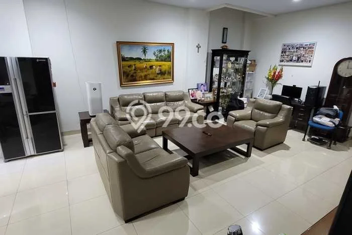 Rumah Disewakan Bandung LT 188m2 LB 275m2 Kawasan Dago Rumah Disewakan Bandung LT 188m2 LB 275m2 Kawasan Dago