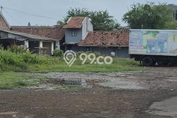 Tanah Dijual Lokasi Tegal Barat, Tegal dengan Luas Tanah 2300m2 dan Status SHM Tanah Dijual Lokasi Tegal Barat, Tegal dengan Luas Tanah 2300m2 dan Status SHM