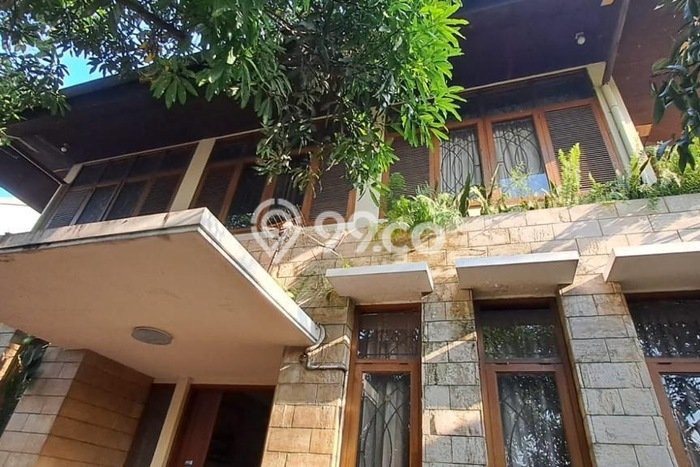 Disewakan! Rumah 5 Kamar Tidur &
4 Kamar Mandi di Turangga, Bandung Disewakan! Rumah 5 Kamar Tidur &
4 Kamar Mandi di Turangga, Bandung