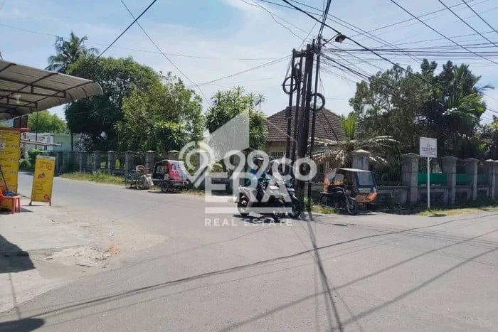 Tanah Komersial di Medan Petisah, Luas 1806m², Pinggir Jalan Tanah Komersial di Medan Petisah, Luas 1806m², Pinggir Jalan