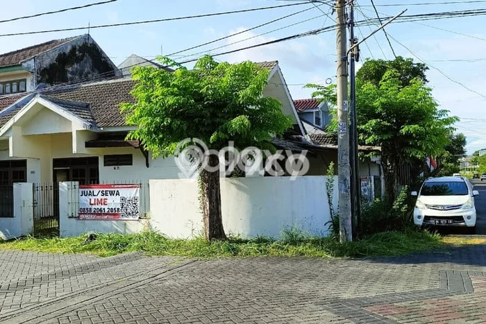 Rumah Modern Minimalis 3 Kamar Bisa Langsung Pindah di Wiyung Rumah Modern Minimalis 3 Kamar Bisa Langsung Pindah di Wiyung