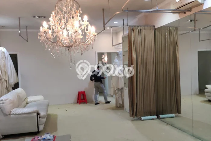 Ruko Dijual di Surabaya LT 164m2 & LB 269m2 Lokasi Terbaik! Ruko Dijual di Surabaya LT 164m2 & LB 269m2 Lokasi Terbaik!