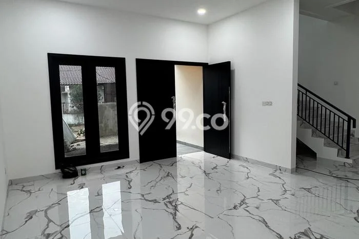 Ready to Use! Luxury House LT 127m2 Desain Modern di BSD Griya Loka Ready to Use! Luxury House LT 127m2 Desain Modern di BSD Griya Loka
