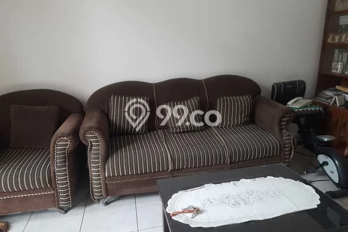 Rumah Luxury Modern Tanpa Renovasi di Meruya Jakarta Barat Rumah Luxury Modern Tanpa Renovasi di Meruya Jakarta Barat